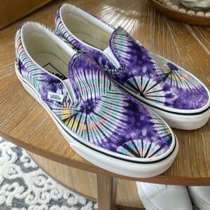 Kids tie dye slip on Vans